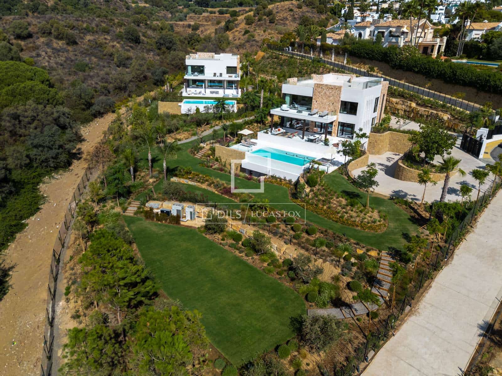 5 sypialnia Willa na sprzedaż w Marbella z basenem garażem - 14 900 000 € (Ref: 9981625)