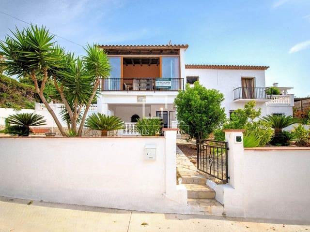 Chalet de 5 habitaciones en Calonge i Sant Antoni en venta con piscina garaje - 680.000 € (Ref: 9981626)