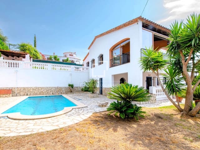 Chalet de 5 habitaciones en Calonge i Sant Antoni en venta con piscina garaje - 680.000 € (Ref: 9981626)