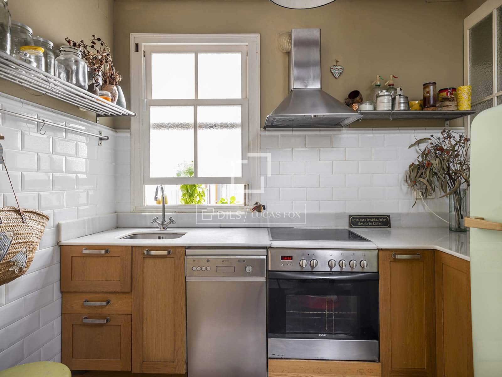 Apartamento de 3 habitaciones en Barcelona ciudad en venta - 595.000 € (Ref: 9981627)