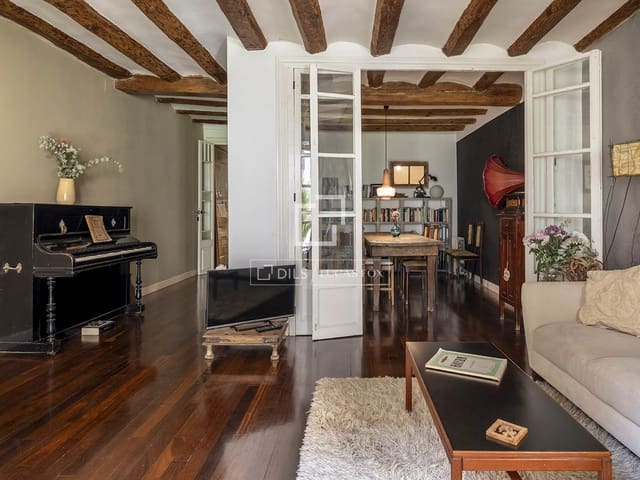 Apartamento de 3 habitaciones en Barcelona ciudad en venta - 595.000 € (Ref: 9981627)