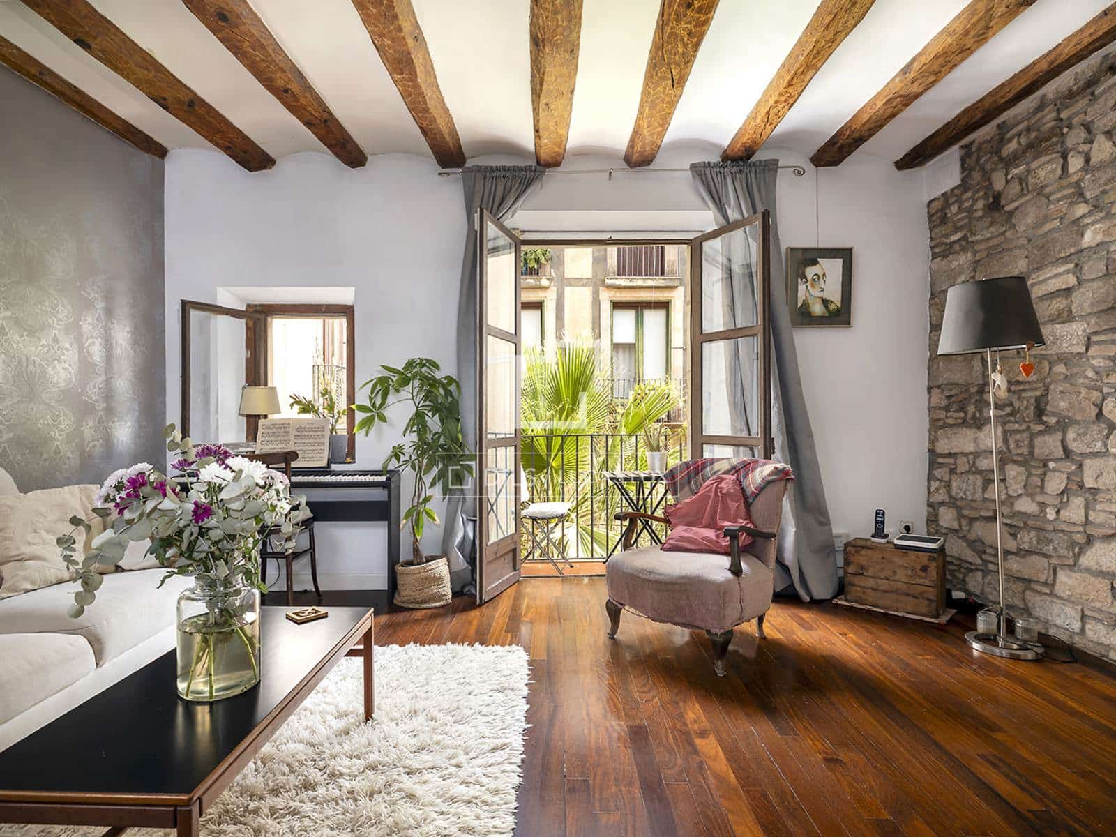 Apartamento de 3 habitaciones en Barcelona ciudad en venta - 595.000 € (Ref: 9981627)