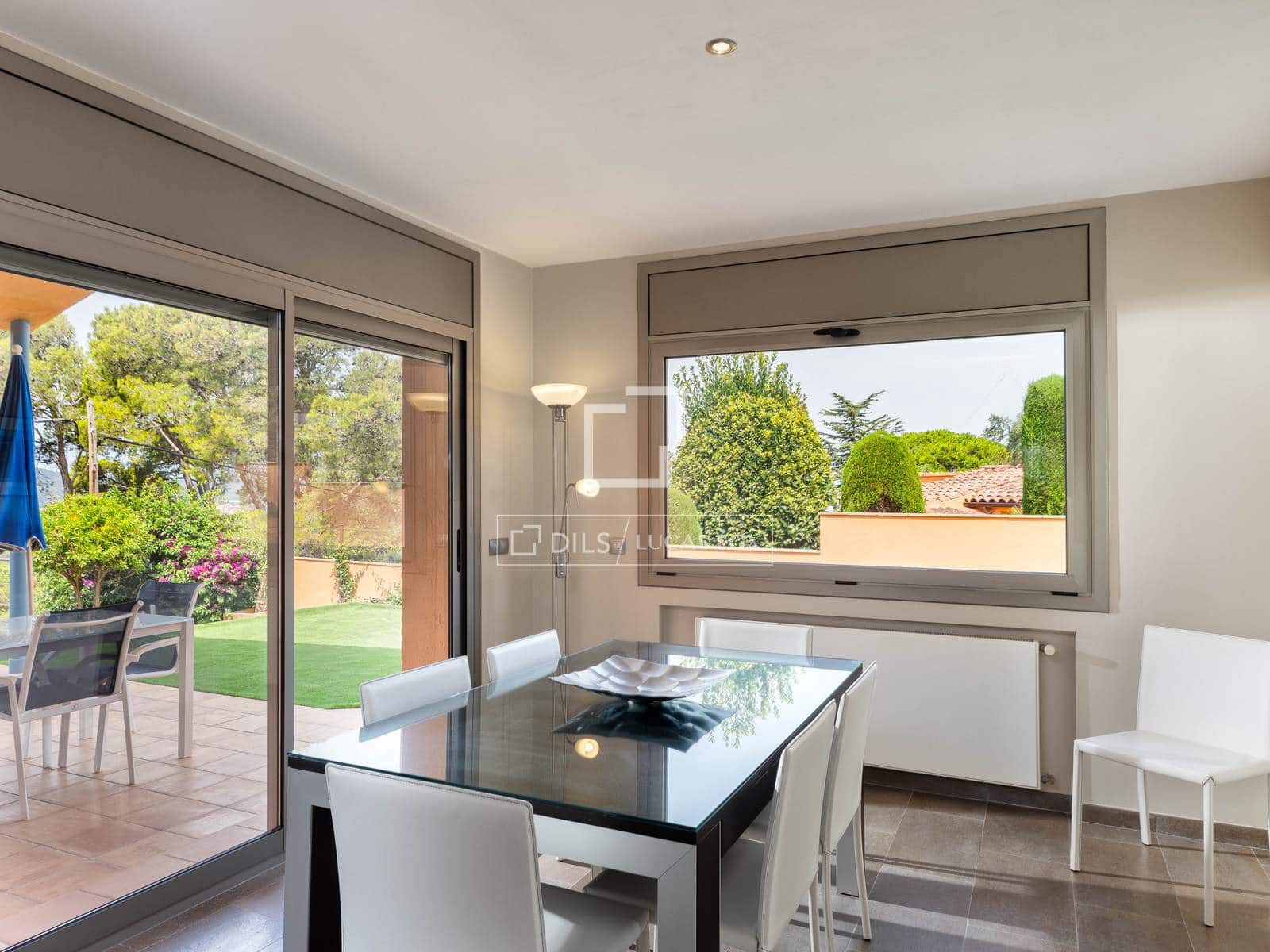 5 bedroom Villa for sale in Llafranc with pool garage - € 1,735,000 (Ref: 9981628)