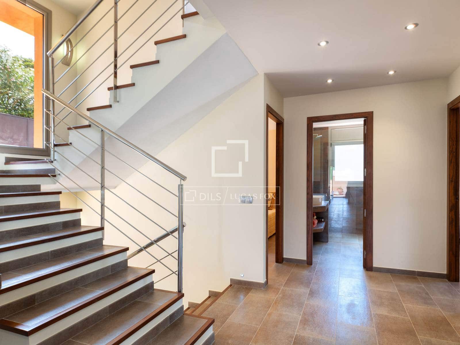 5 bedroom Villa for sale in Llafranc with pool garage - € 1,735,000 (Ref: 9981628)