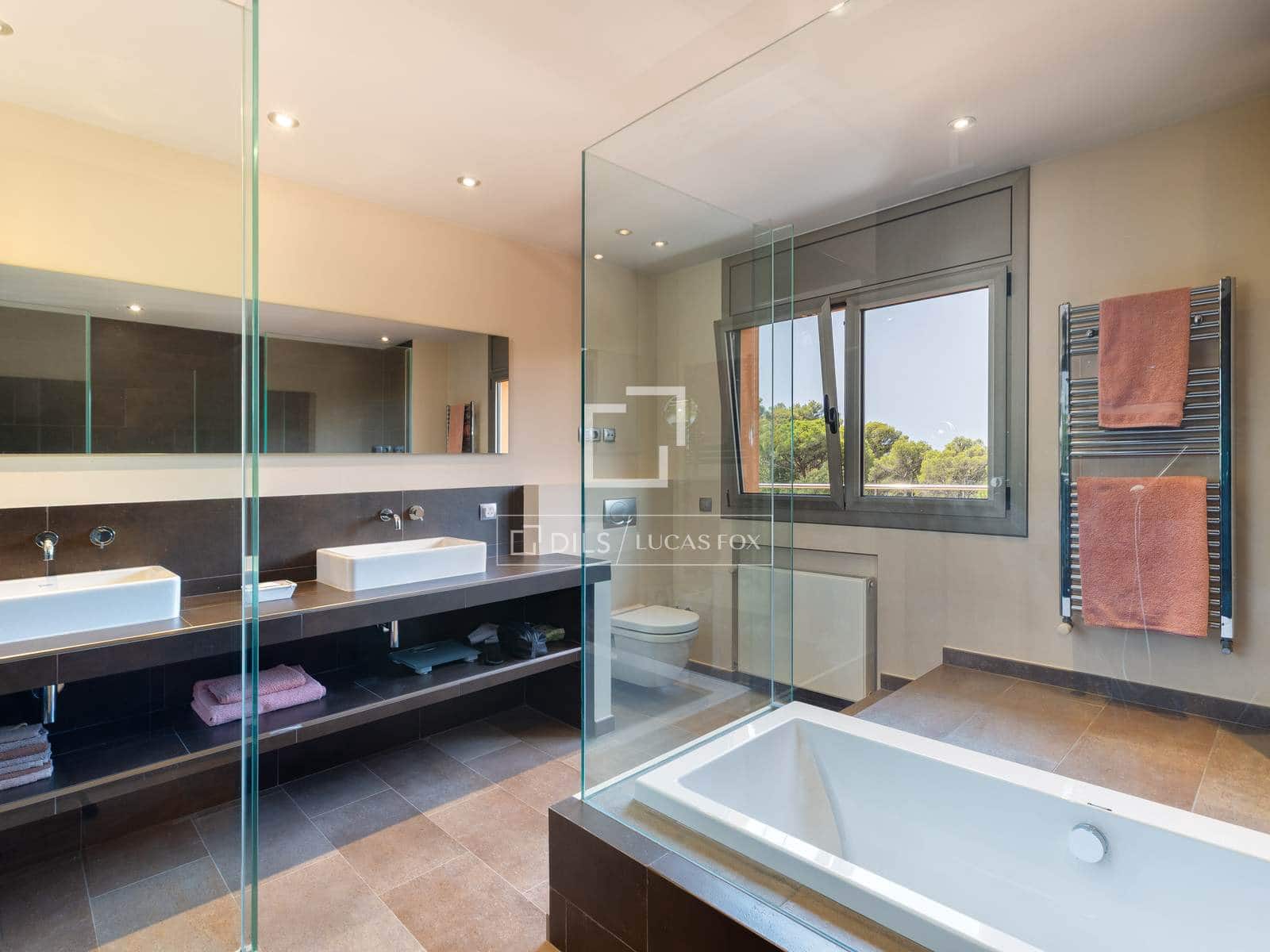 5 bedroom Villa for sale in Llafranc with pool garage - € 1,735,000 (Ref: 9981628)