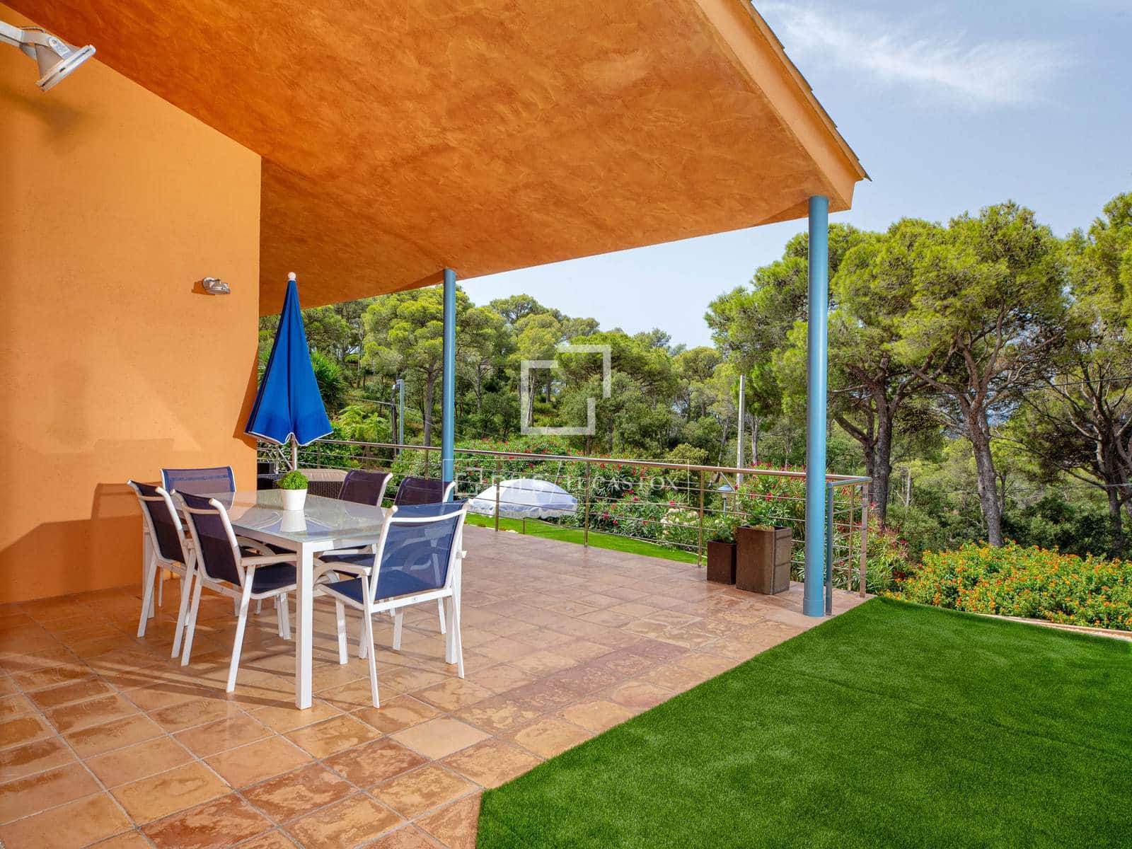 5 bedroom Villa for sale in Llafranc with pool garage - € 1,735,000 (Ref: 9981628)