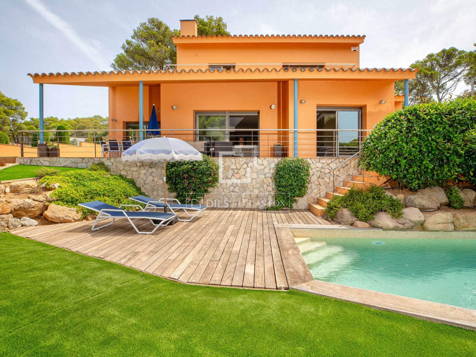 5 bedroom Villa for sale in Llafranc with pool garage - € 1,735,000 (Ref: 9981628)