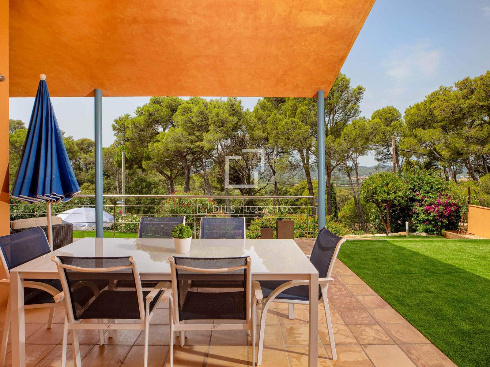 5 bedroom Villa for sale in Llafranc with pool garage - € 1,735,000 (Ref: 9981628)