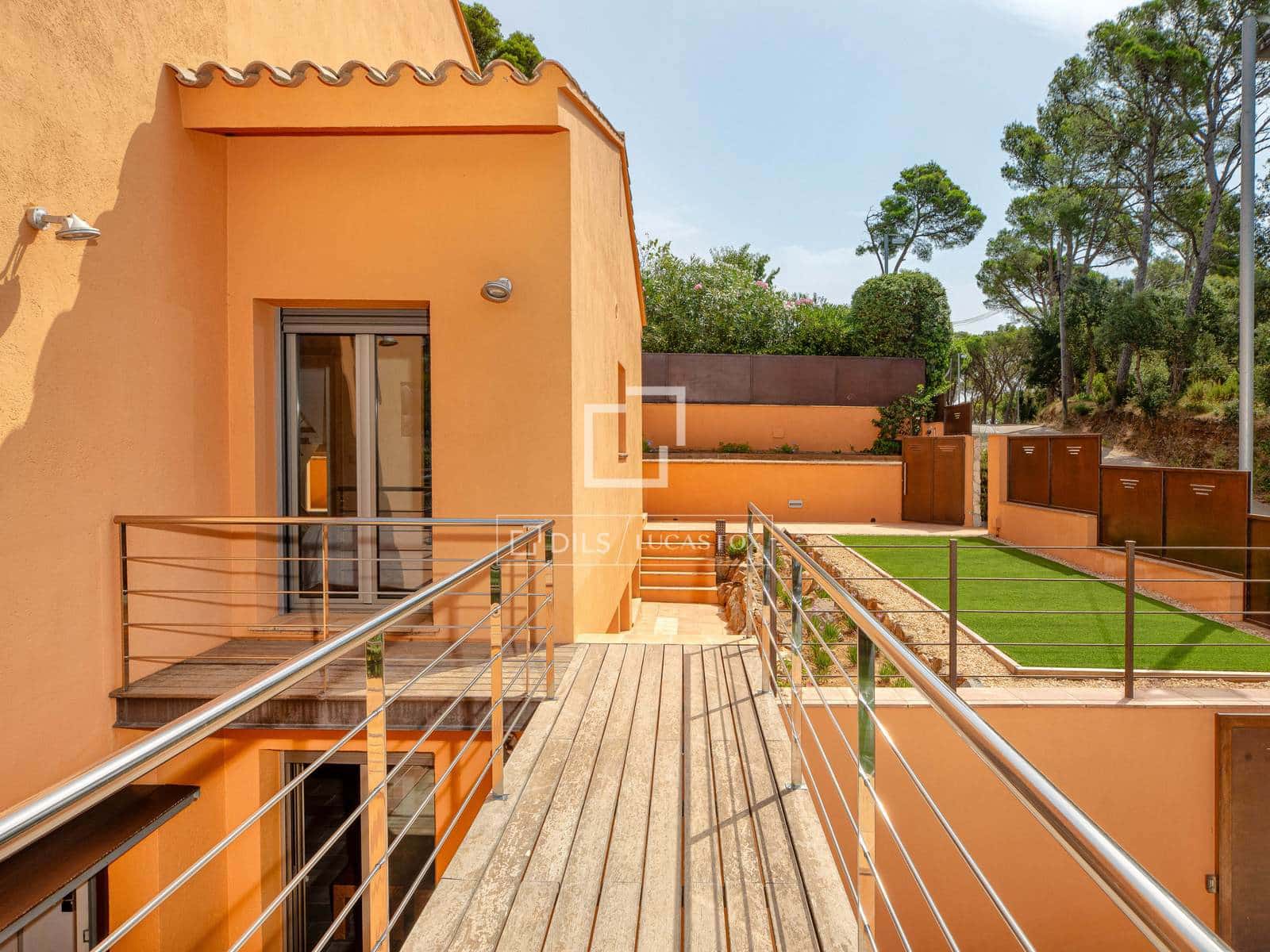 5 bedroom Villa for sale in Llafranc with pool garage - € 1,735,000 (Ref: 9981628)
