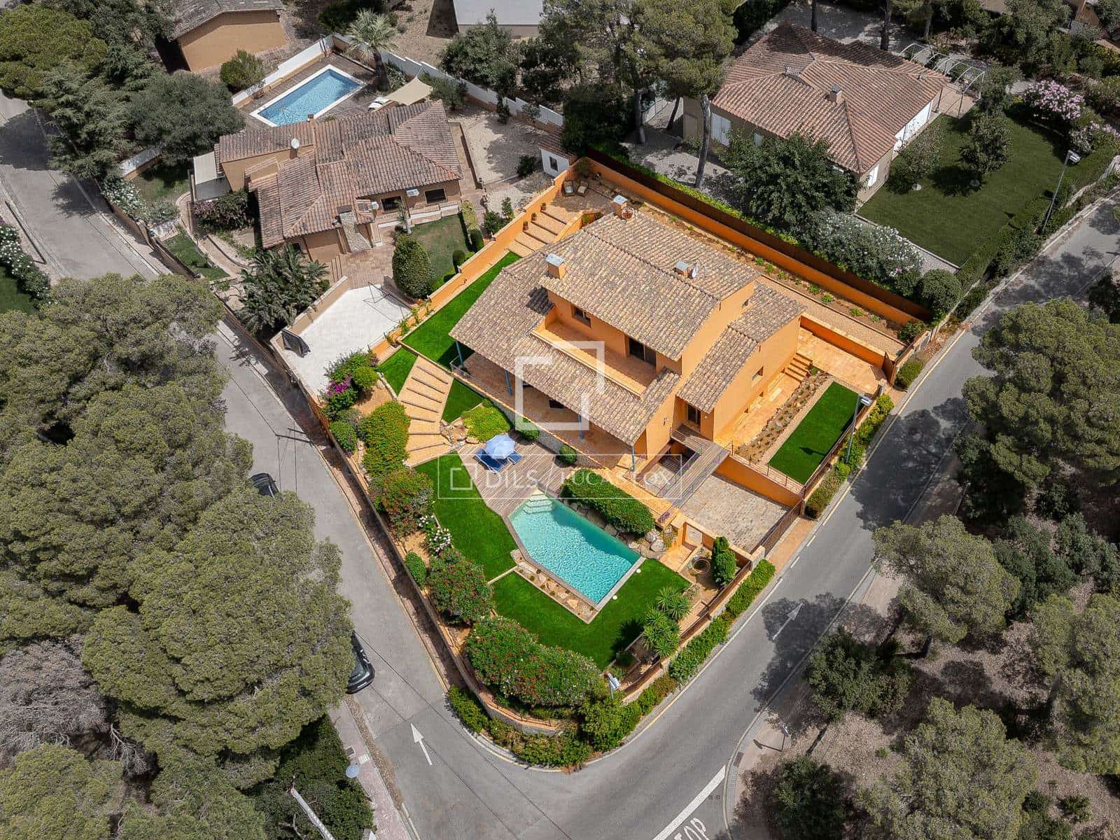 5 bedroom Villa for sale in Llafranc with pool garage - € 1,735,000 (Ref: 9981628)