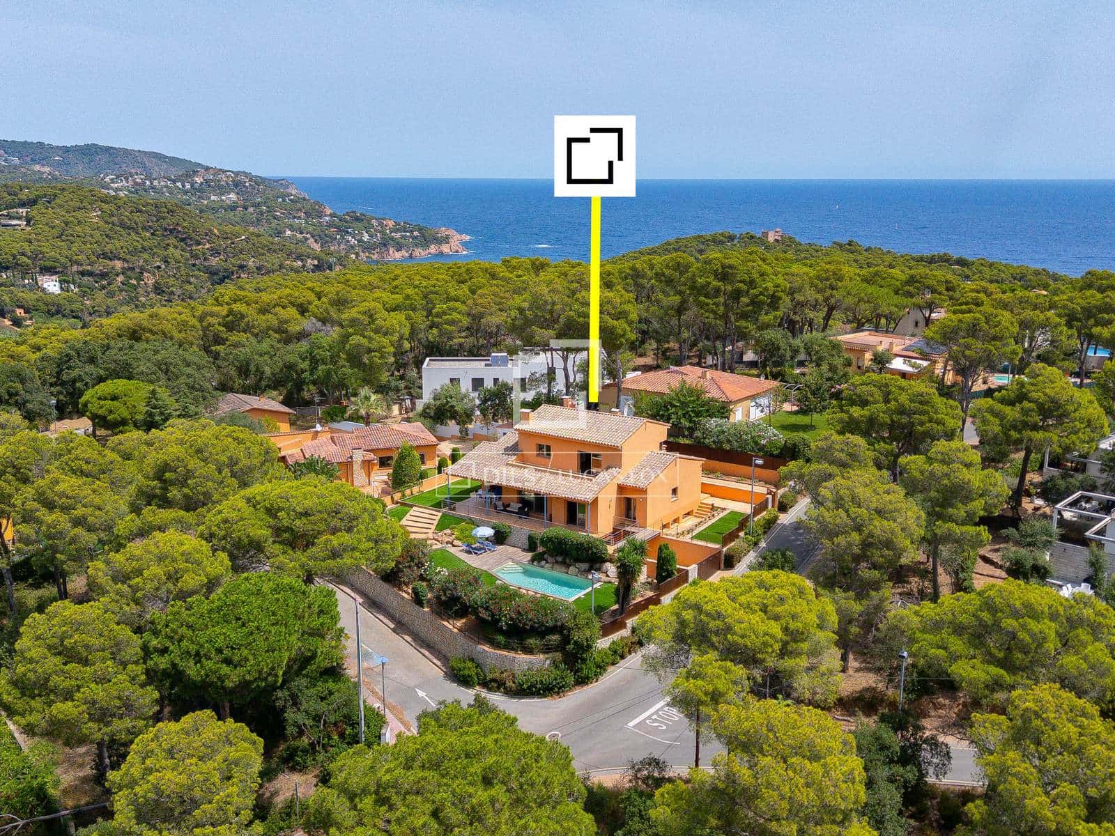 5 bedroom Villa for sale in Llafranc with pool garage - € 1,735,000 (Ref: 9981628)