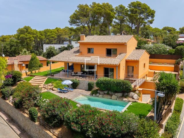 5 sovrum Villa till salu i Llafranc, Palafrugell med pool garage - 1 735 000 € (Ref: 9981628)
