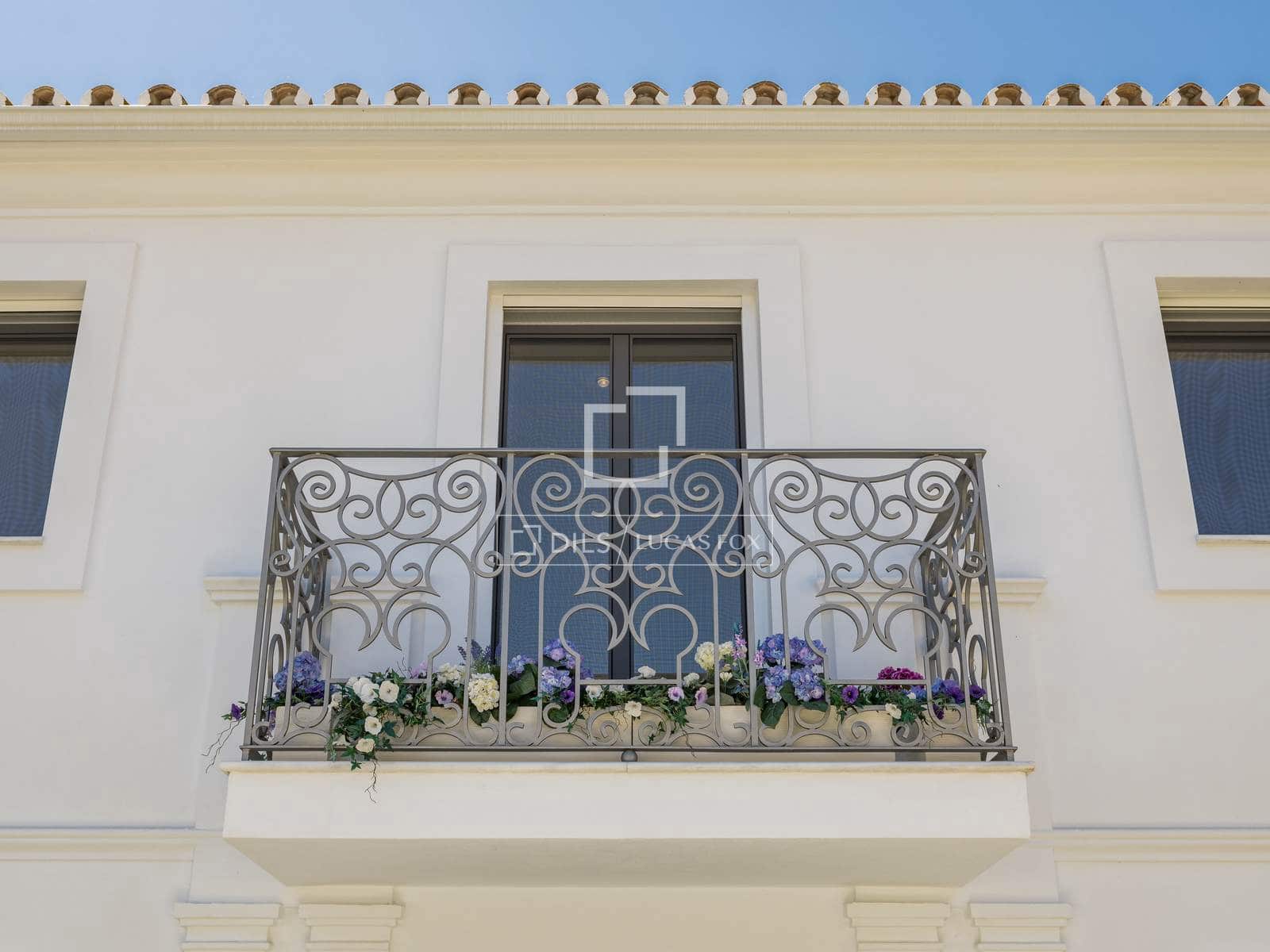 6 slaapkamer Villa te koop in Marbella met zwembad garage - € 8.950.000 (Ref: 9982939)