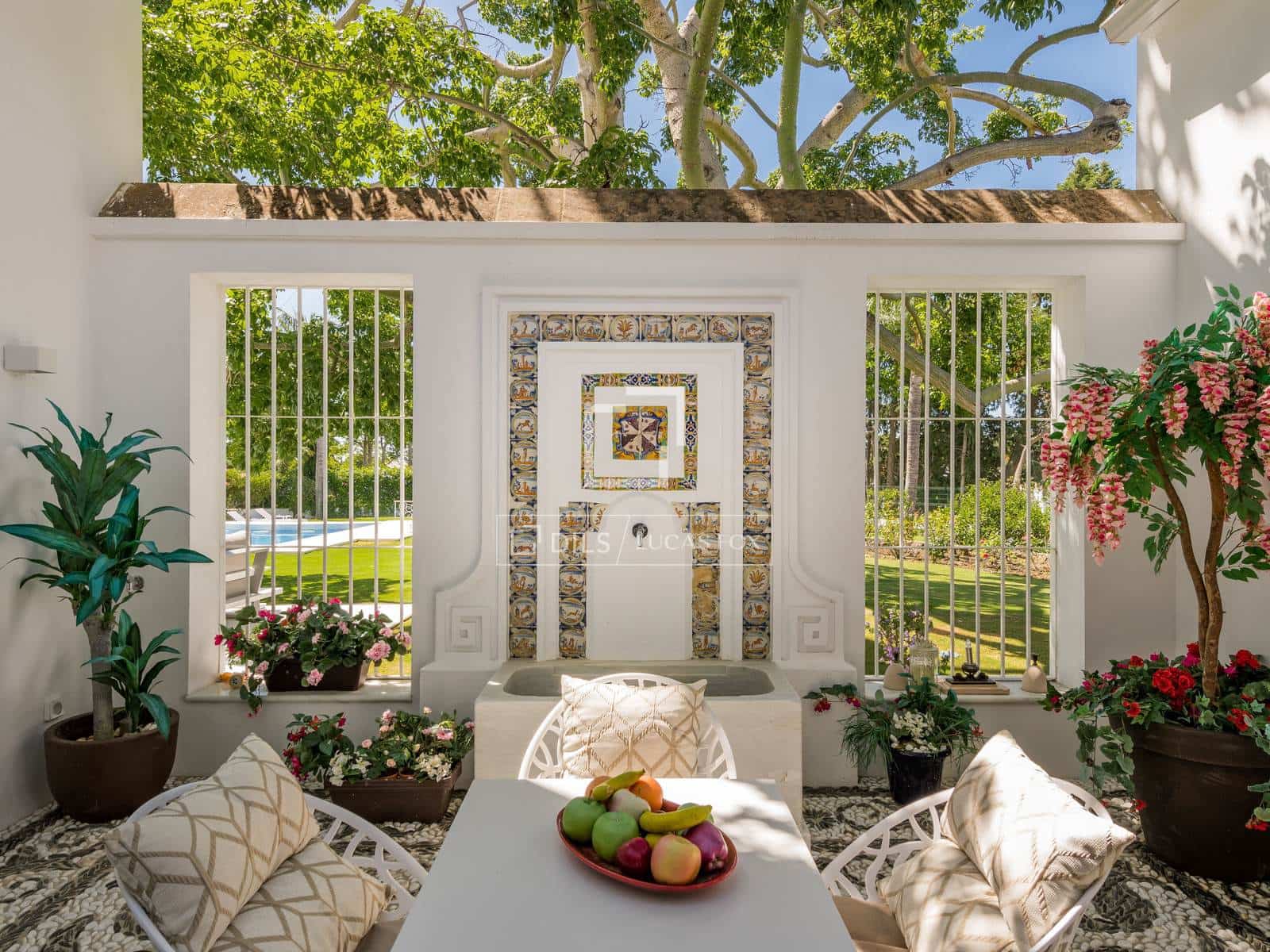 6 slaapkamer Villa te koop in Marbella met zwembad garage - € 8.950.000 (Ref: 9982939)