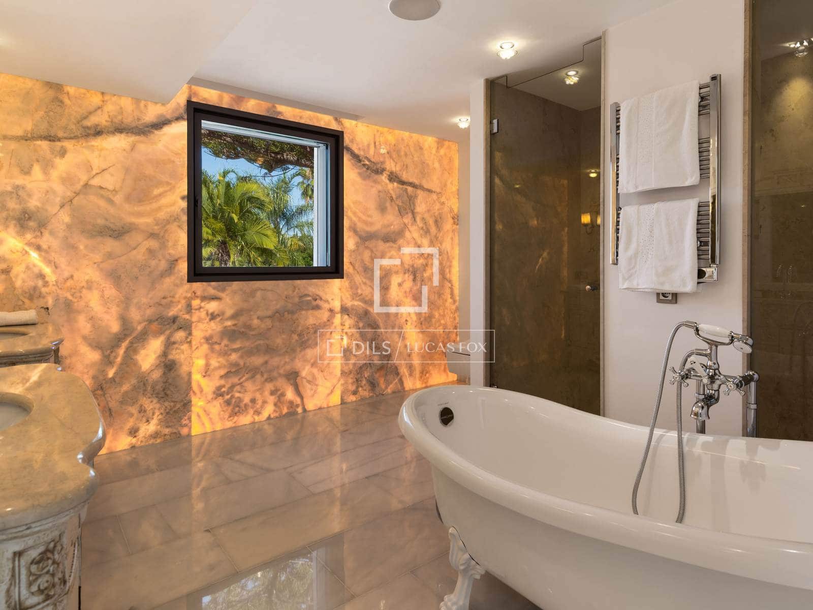 6 slaapkamer Villa te koop in Marbella met zwembad garage - € 8.950.000 (Ref: 9982939)