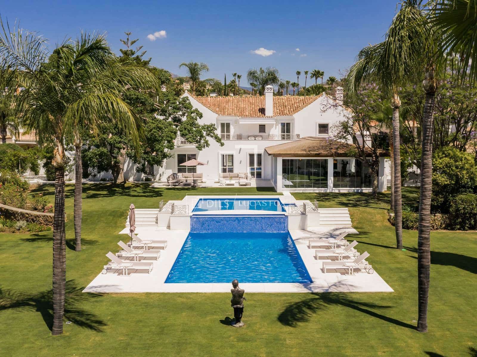 6 slaapkamer Villa te koop in Marbella met zwembad garage - € 8.950.000 (Ref: 9982939)