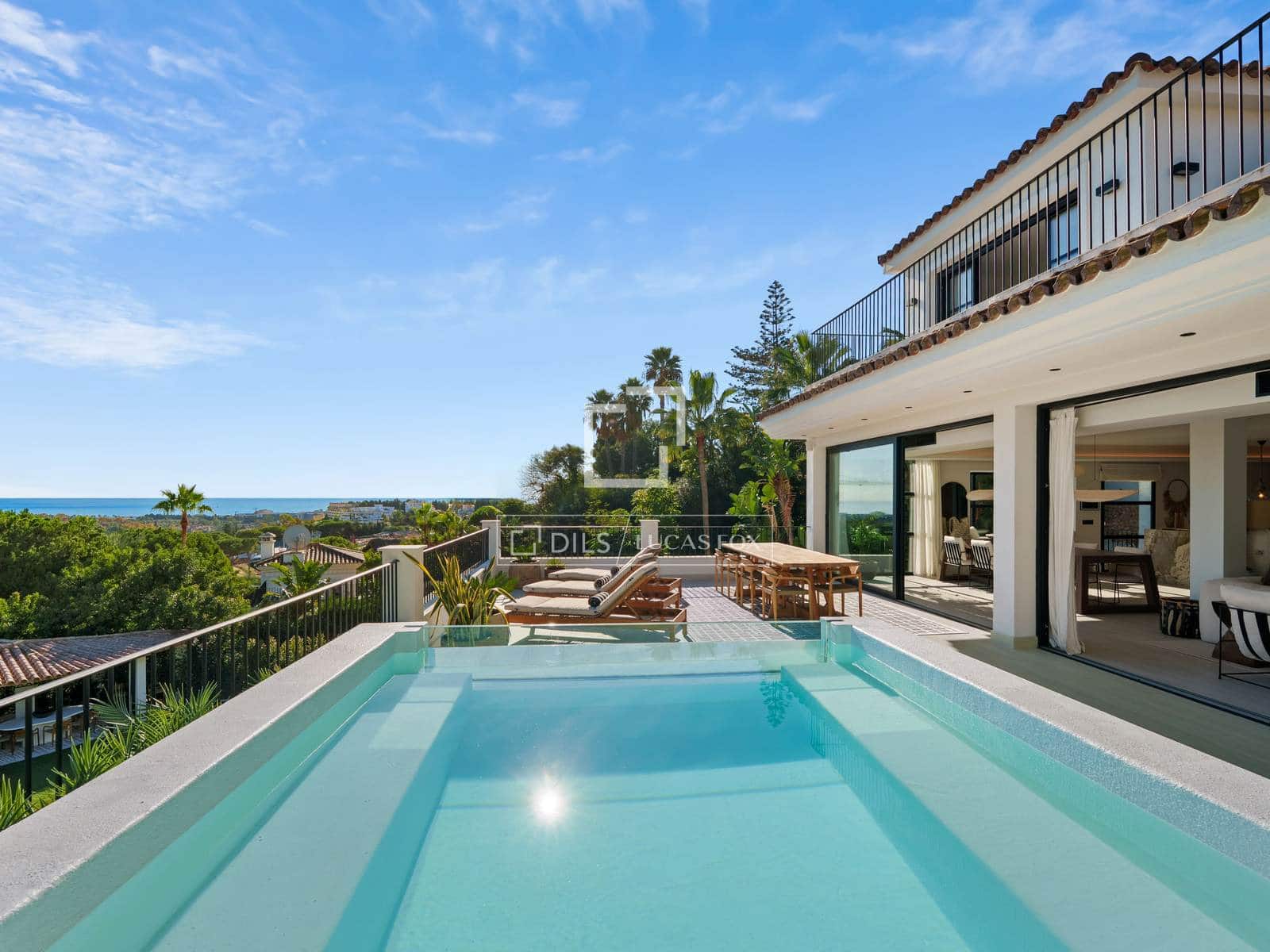 6 bedroom Villa for sale in Marbella with pool garage - € 9,950,000 (Ref: 9982940)