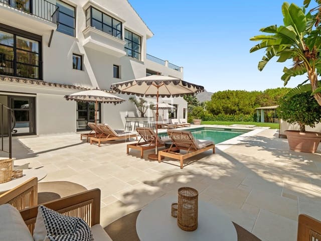 6 bedroom Villa for sale in Marbella with pool garage - € 9,950,000 (Ref: 9982940)