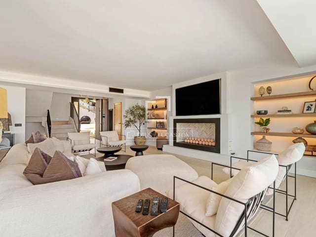 6 bedroom Villa for sale in Marbella with pool garage - € 9,950,000 (Ref: 9982940)