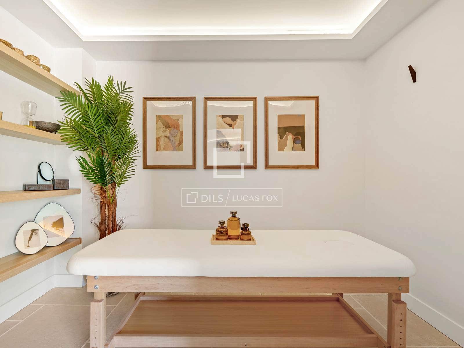 6 bedroom Villa for sale in Marbella with pool garage - € 9,950,000 (Ref: 9982940)