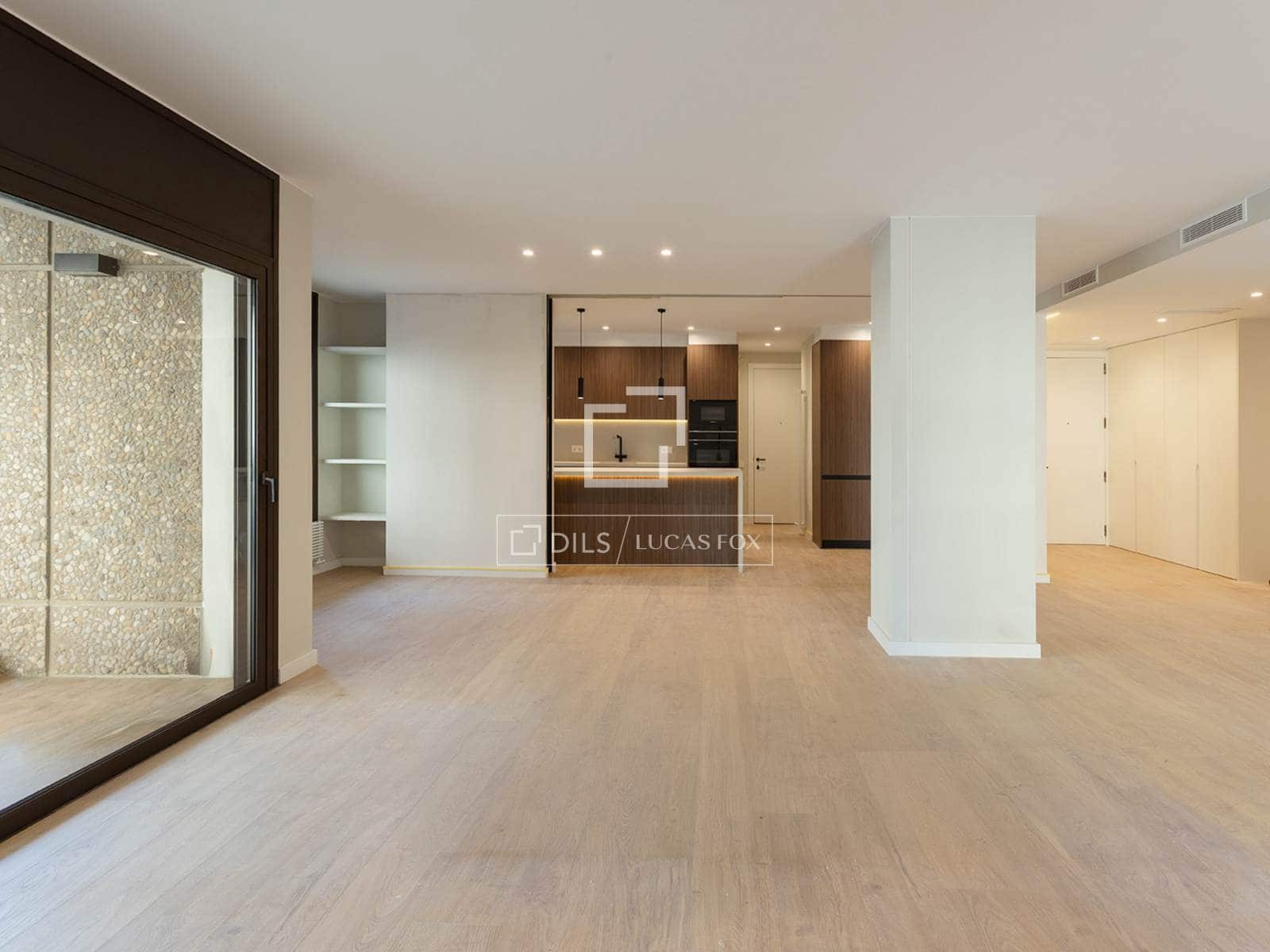 Apartamento de 5 habitaciones en Barcelona ciudad en alquiler con garaje - 7.900 € (Ref: 9983318)