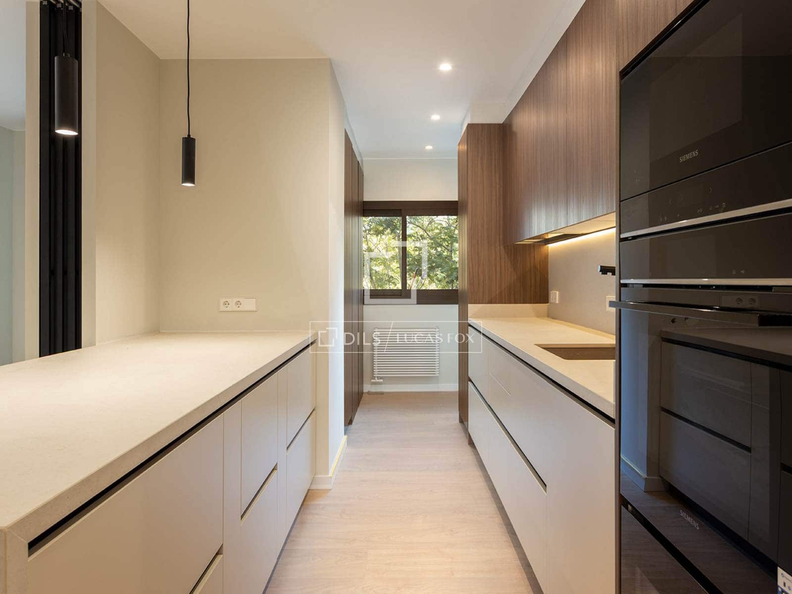 Apartamento de 5 habitaciones en Barcelona ciudad en alquiler con garaje - 7.900 € (Ref: 9983318)