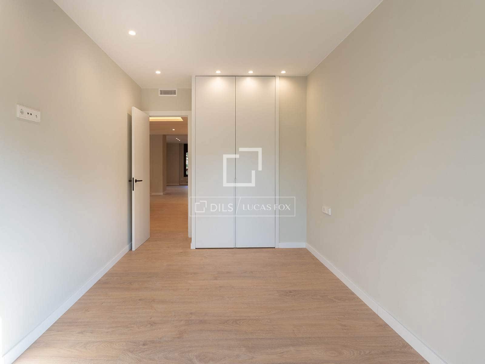 Apartamento de 5 habitaciones en Barcelona ciudad en alquiler con garaje - 7.900 € (Ref: 9983318)