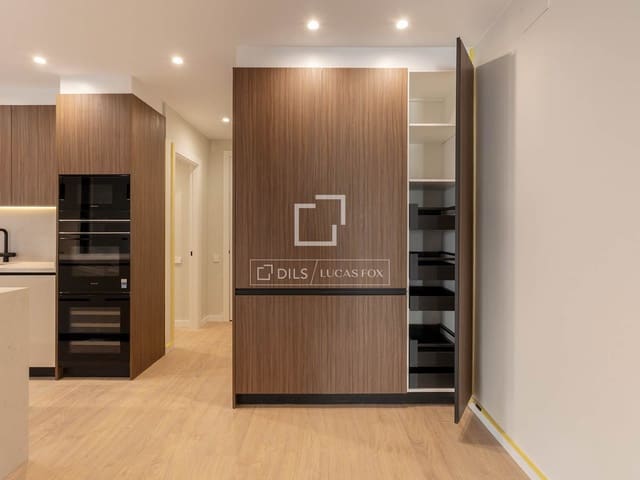 Appartement de 5 chambres à louer à Barcelone ville avec garage - 7 900 € (Ref: 9983318)