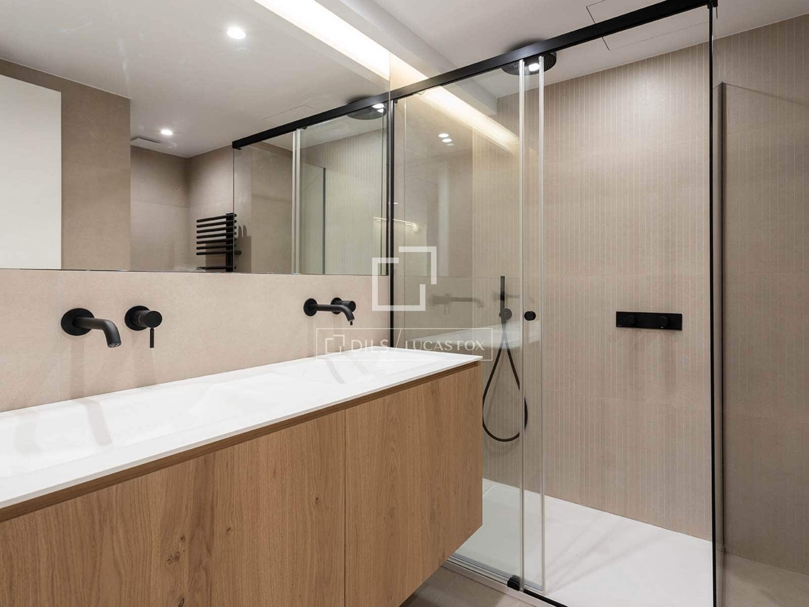 Apartamento de 5 habitaciones en Barcelona ciudad en alquiler con garaje - 7.900 € (Ref: 9983318)