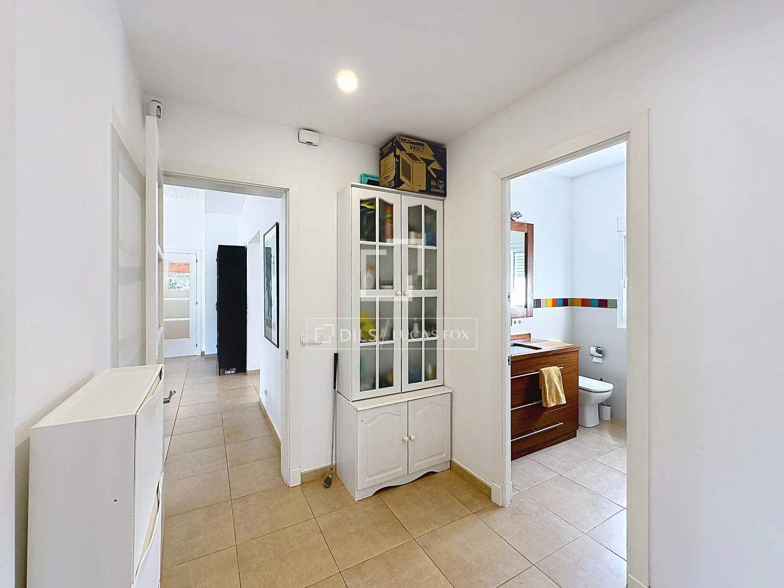 4 bedroom Villa for sale in Ciutadella de Menorca with pool garage - € 1,175,000 (Ref: 9983319)