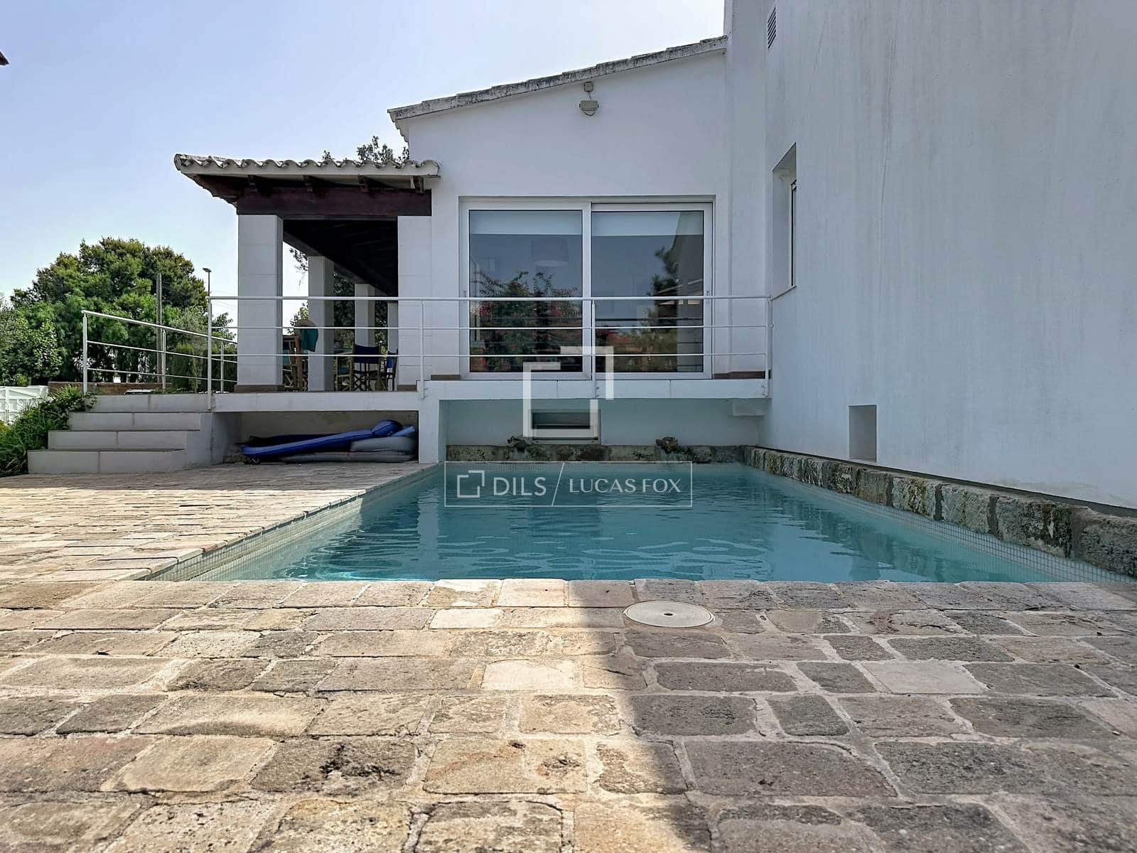 4 bedroom Villa for sale in Ciutadella de Menorca with pool garage - € 1,175,000 (Ref: 9983319)