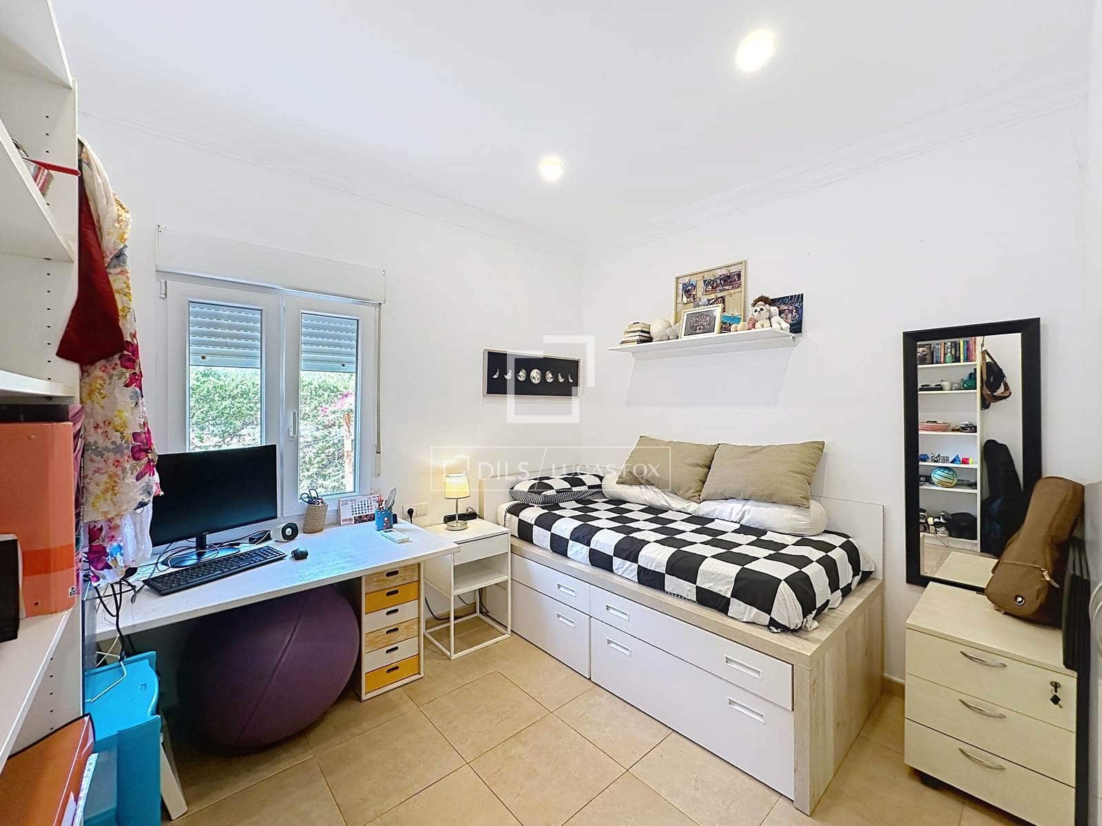 4 bedroom Villa for sale in Ciutadella de Menorca with pool garage - € 1,175,000 (Ref: 9983319)