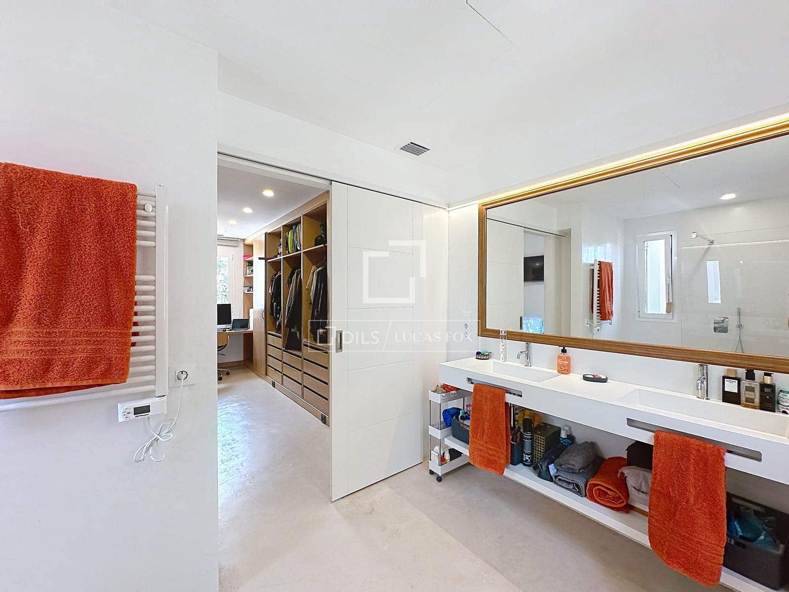 4 bedroom Villa for sale in Ciutadella de Menorca with pool garage - € 1,175,000 (Ref: 9983319)