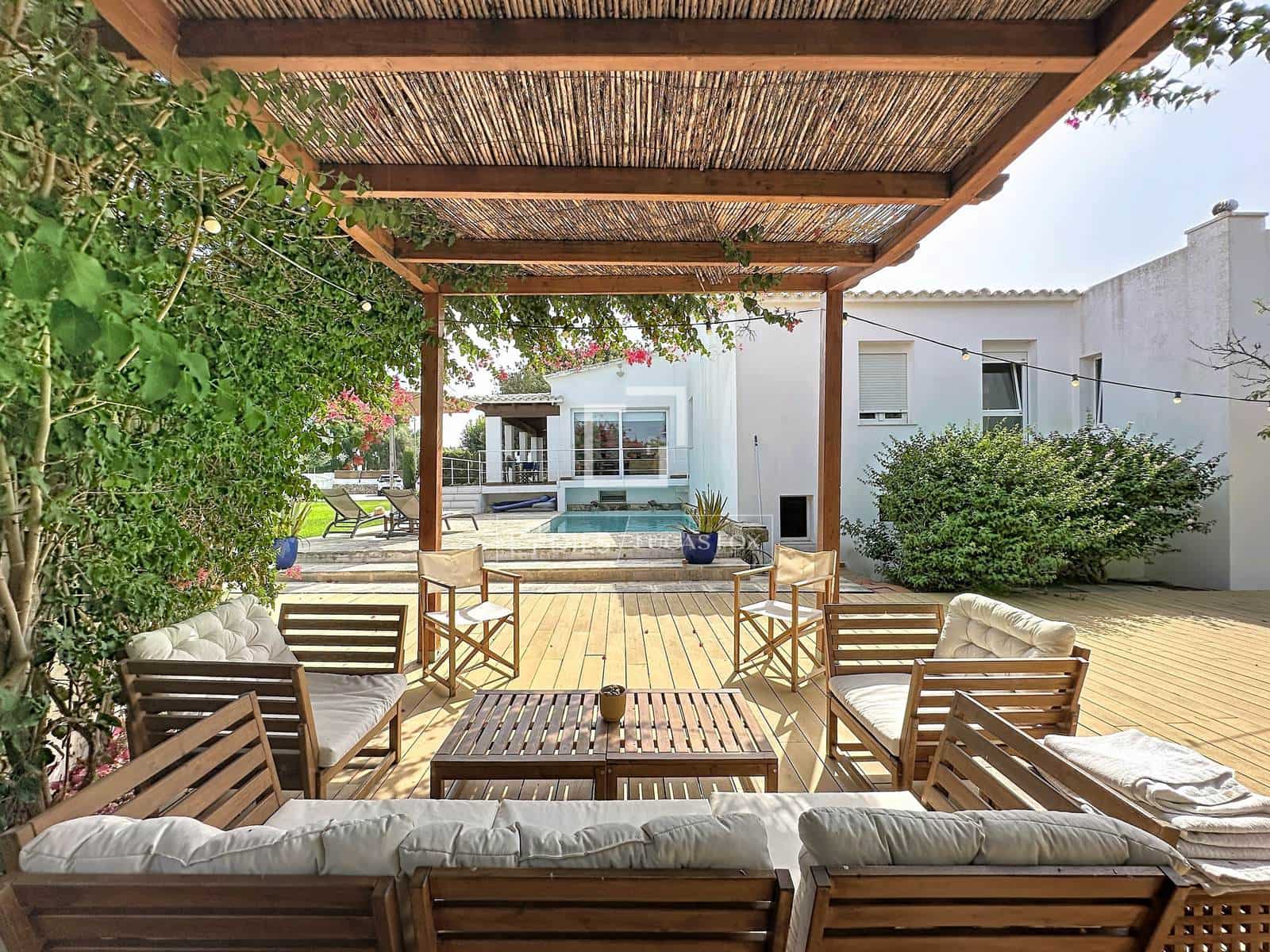 4 bedroom Villa for sale in Ciutadella de Menorca with pool garage - € 1,175,000 (Ref: 9983319)
