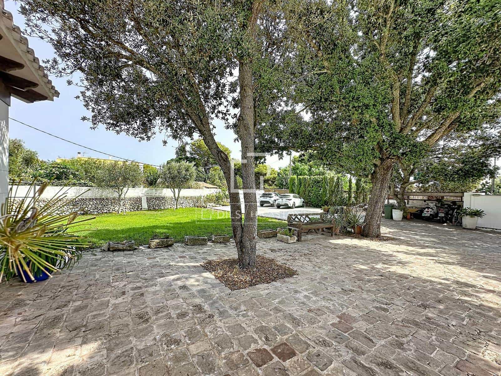 4 bedroom Villa for sale in Ciutadella de Menorca with pool garage - € 1,175,000 (Ref: 9983319)