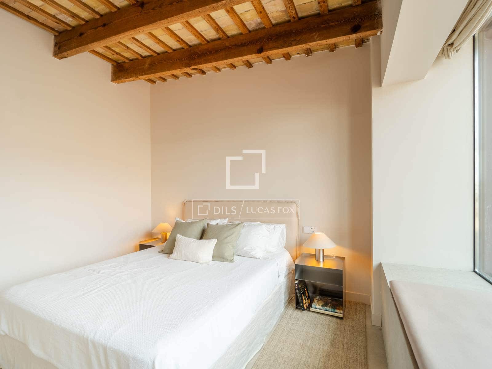 1 Zimmer Penthouse zu vermieten in Valencia Stadt - 2.500 € (Ref: 9983879)