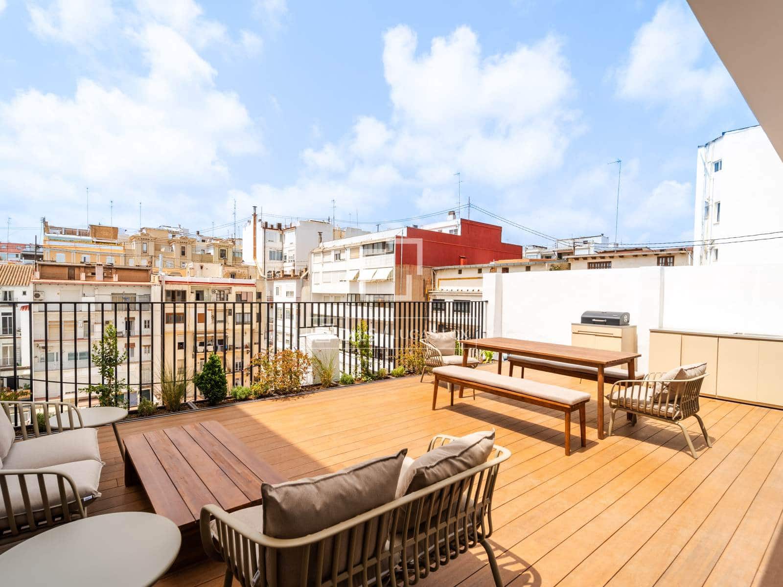 1 Zimmer Penthouse zu vermieten in Valencia Stadt - 2.500 € (Ref: 9983879)