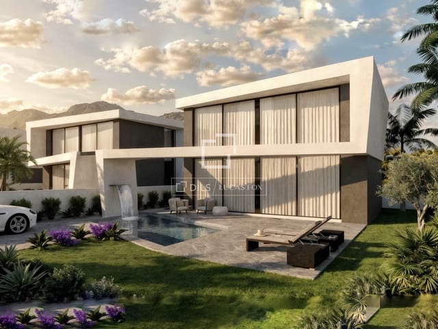 Chalet de 4 habitaciones en Gran Alacant, Santa Pola en venta con piscina garaje - 660.000 € (Ref: 9984047)