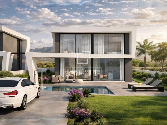 Chalet de 4 habitaciones en Gran Alacant, Santa Pola en venta con piscina garaje - 660.000 € (Ref: 9984047)