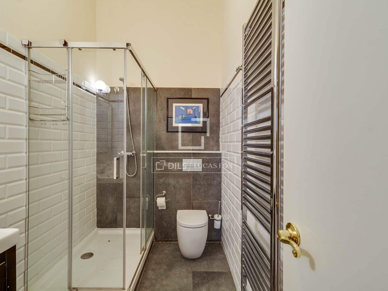 7 soveværelse Lejlighed til salg i Barcelona by - € 1.790.000 (Ref: 9984048)