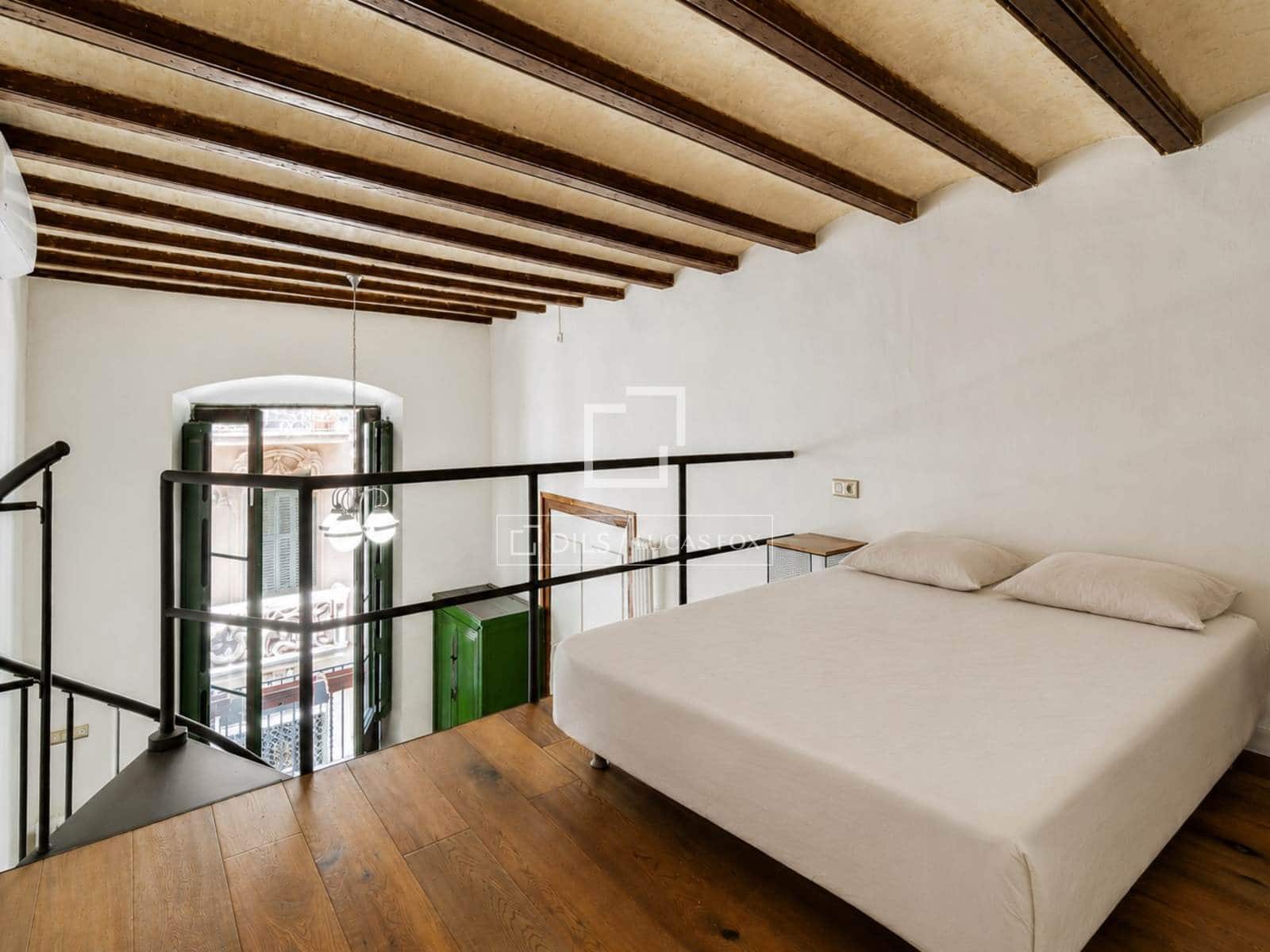 7 soveværelse Lejlighed til salg i Barcelona by - € 1.790.000 (Ref: 9984048)