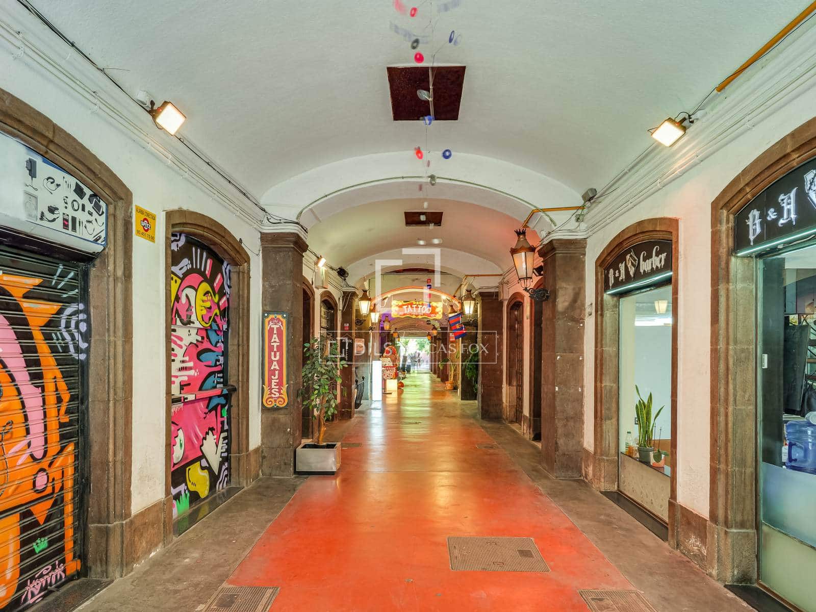 7 soveværelse Lejlighed til salg i Barcelona by - € 1.790.000 (Ref: 9984048)
