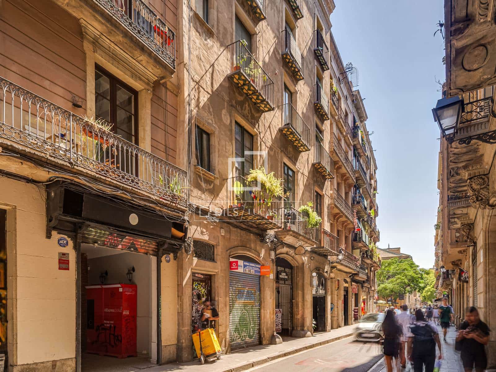 7 soveværelse Lejlighed til salg i Barcelona by - € 1.790.000 (Ref: 9984048)