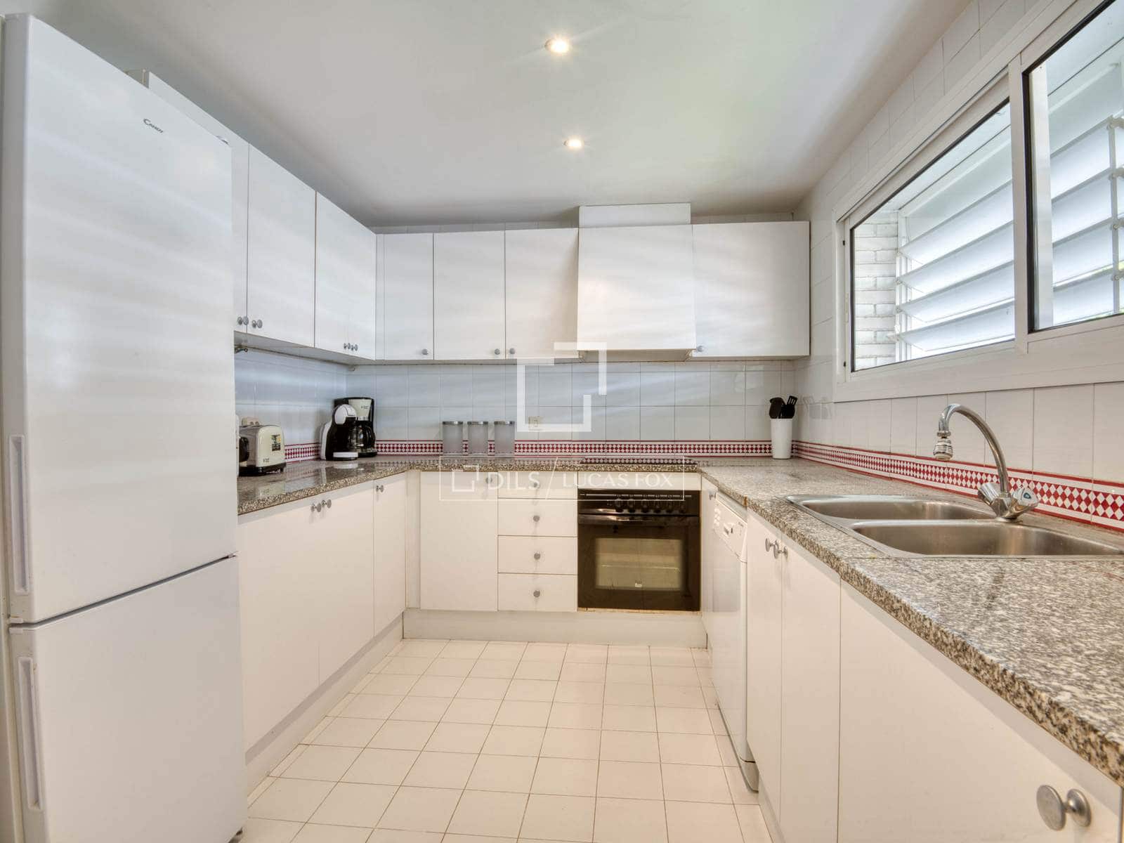 2 soveværelse Villa til salg i Platja d'Aro med swimmingpool - € 699.000 (Ref: 9984051)