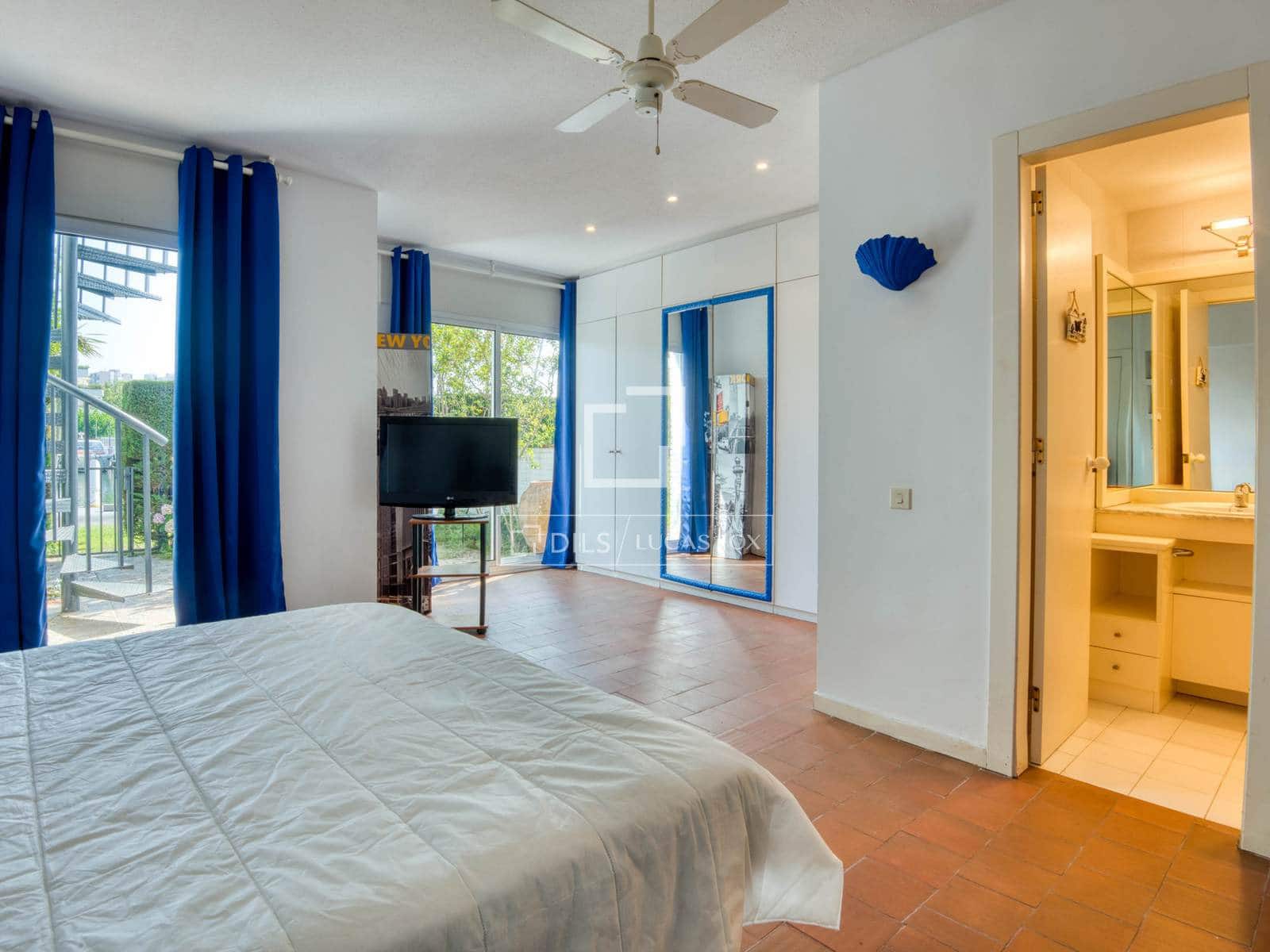 2 soveværelse Villa til salg i Platja d'Aro med swimmingpool - € 699.000 (Ref: 9984051)