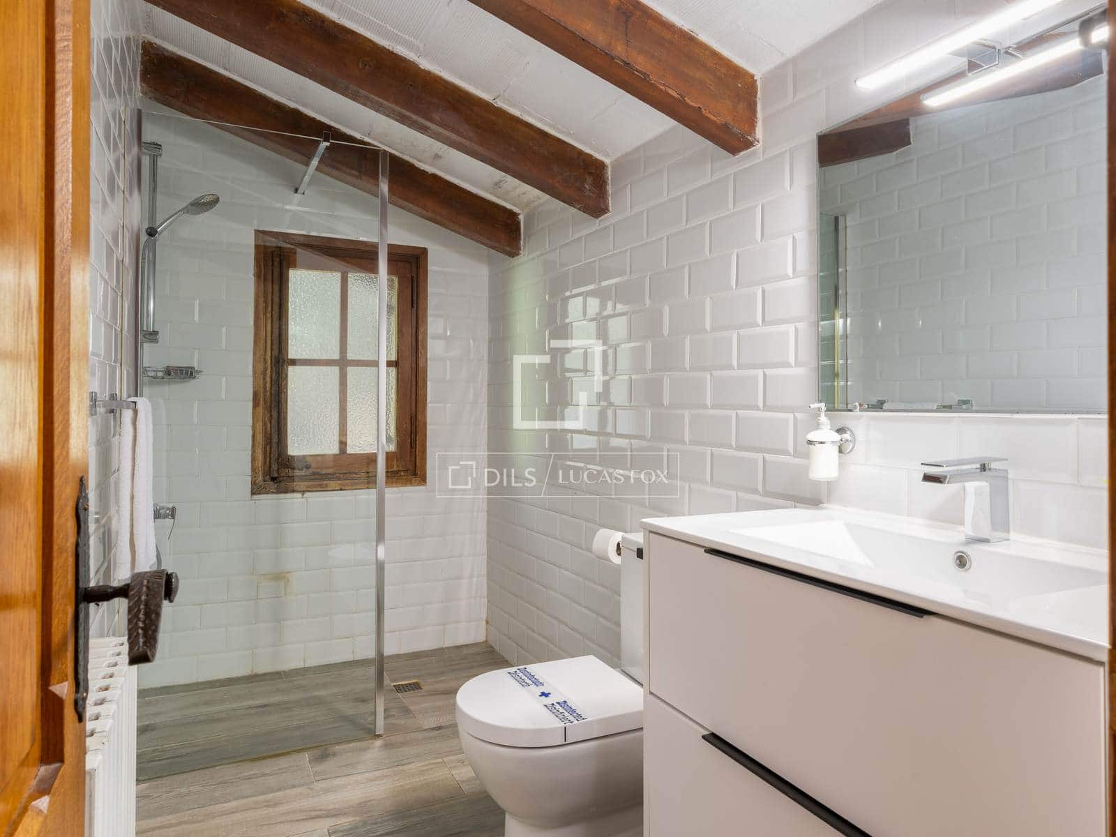 9 chambre Finca/Maison de Campagne à vendre à La Vall de Bianya avec piscine garage - 1 590 000 € (Ref: 9984052)