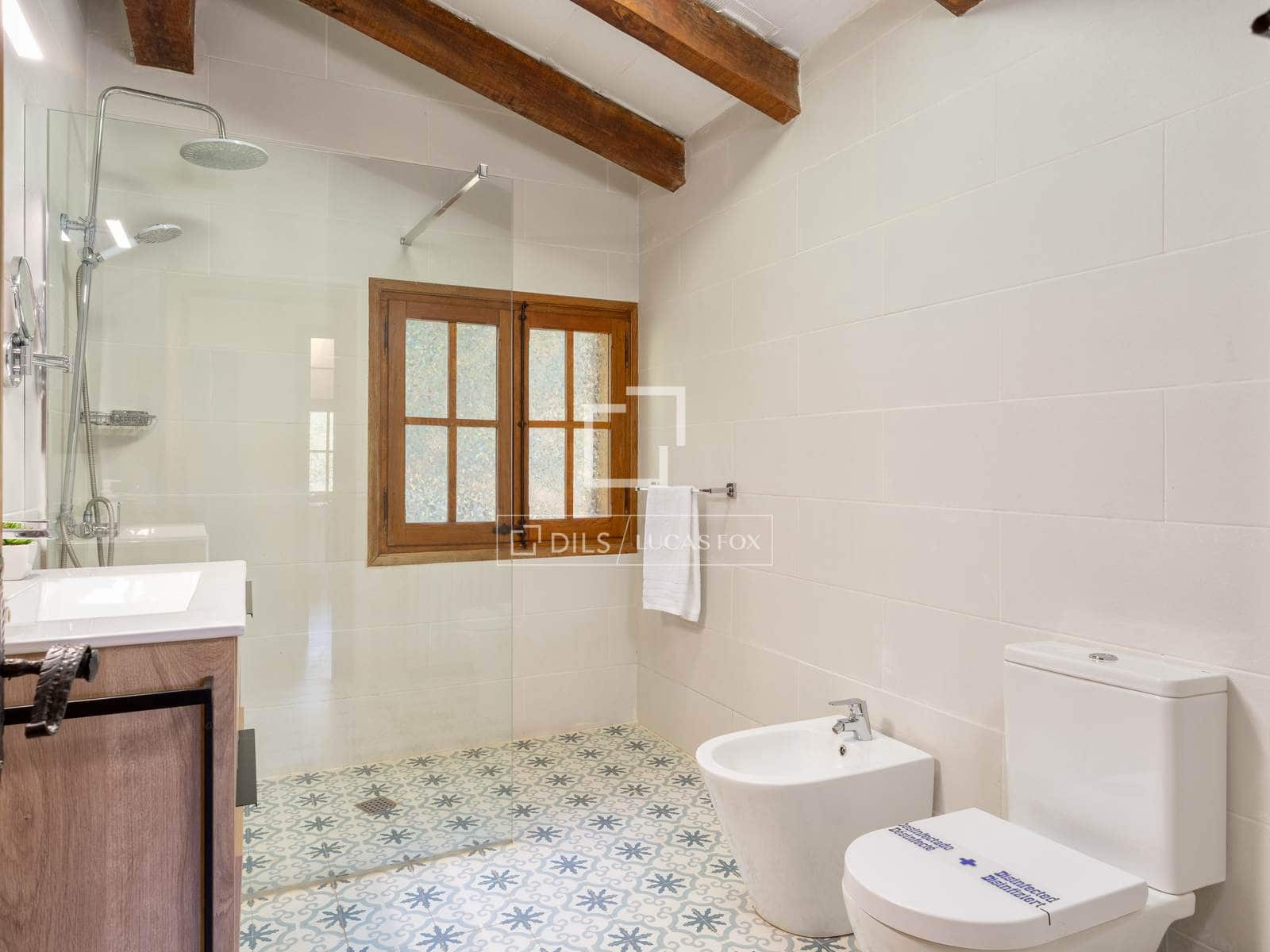9 chambre Finca/Maison de Campagne à vendre à La Vall de Bianya avec piscine garage - 1 590 000 € (Ref: 9984052)