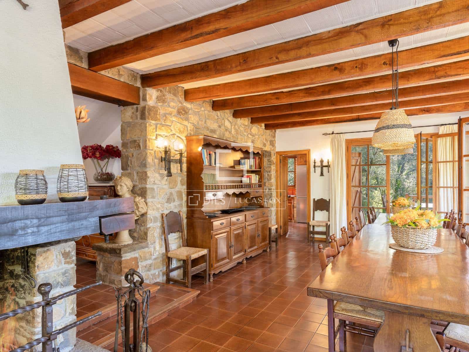 9 chambre Finca/Maison de Campagne à vendre à La Vall de Bianya avec piscine garage - 1 590 000 € (Ref: 9984052)