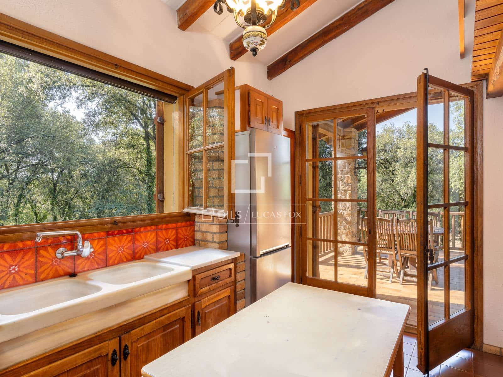 9 chambre Finca/Maison de Campagne à vendre à La Vall de Bianya avec piscine garage - 1 590 000 € (Ref: 9984052)