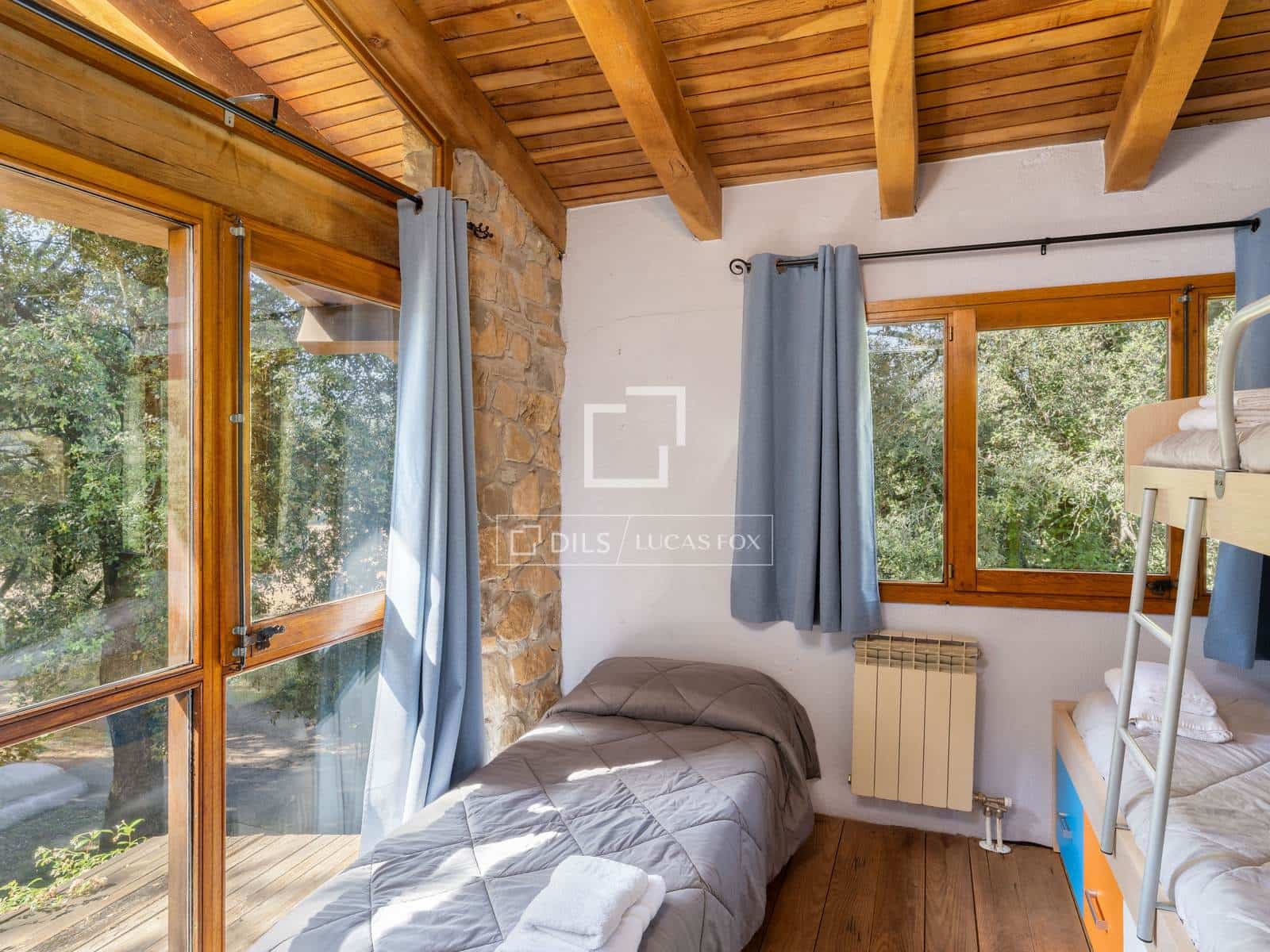 9 chambre Finca/Maison de Campagne à vendre à La Vall de Bianya avec piscine garage - 1 590 000 € (Ref: 9984052)